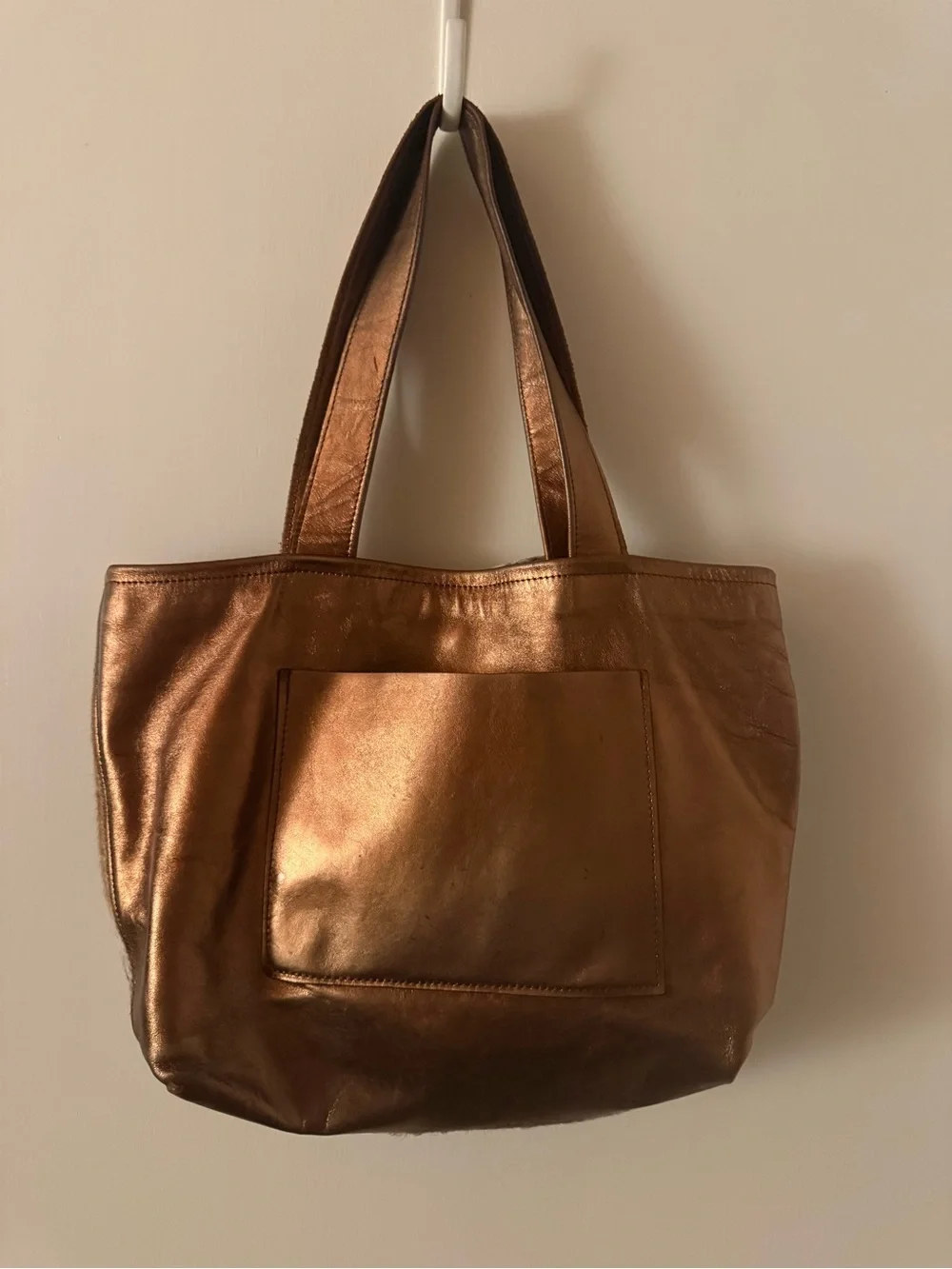 Lynn Tallerico Metallic Bronze Star Haircalf Tote Bag - Picture 2 of 3